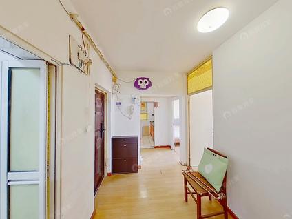 北京南三环中路1号楼3室1厅66.72平中楼层/共16层