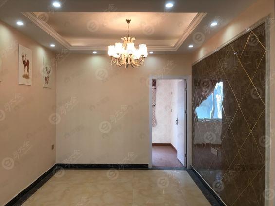 北京东盟城中城3室2厅75平高楼层/共7层