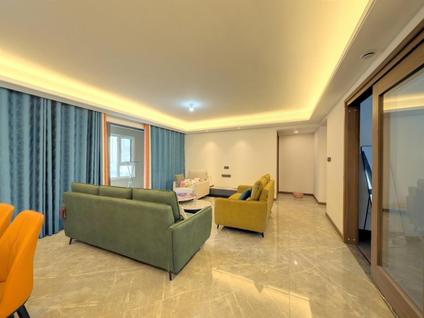 北京万科初昕苑4室2厅144平中楼层/共11层