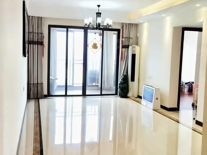 江门奥园外滩2室1厅92.51平高楼层/共25层