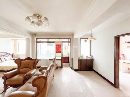 北京城关区政府雁滩住宅小区2室1厅75平高楼层/共8层