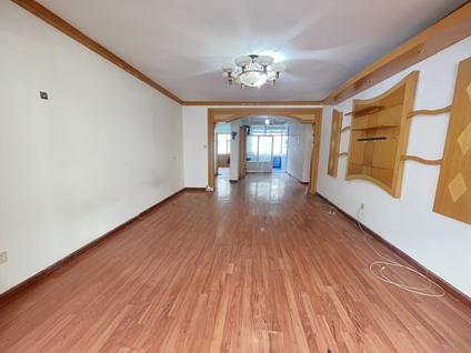 北京城北疾控中心家属院3室2厅130平中楼层/共6层