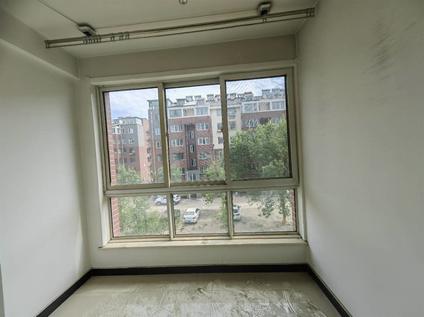 承德碧桂园朗悦湾3室2厅122平高楼层/共16层