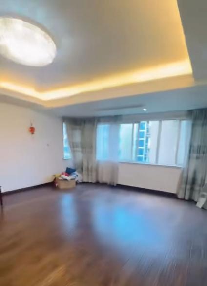 温州21世纪家园4室2厅150平中楼层/共11层