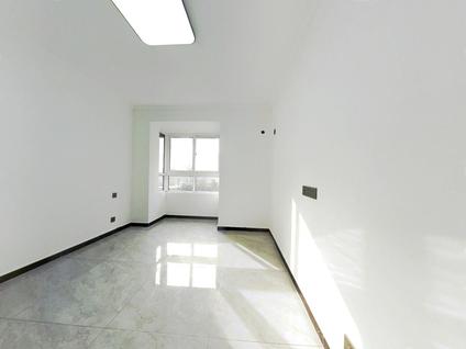 徐州云龙华府(二期)3室2厅106.81平低楼层/共18层