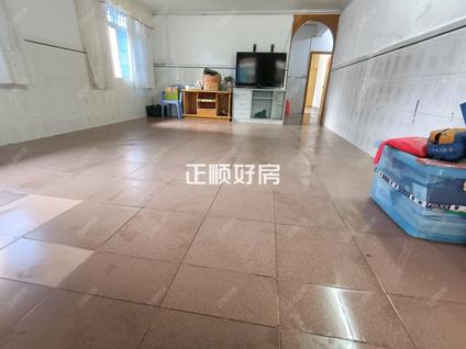 北京雄昌花园4室2厅120.95平低楼层/共7层