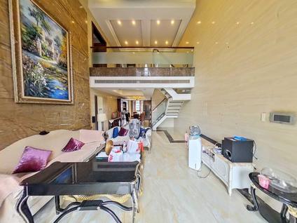 北京阳光天下花园4室2厅185.4平低楼层/共32层