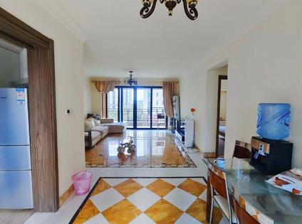 贵阳碧桂园贵安一号4室2厅136.27平低楼层/共10层