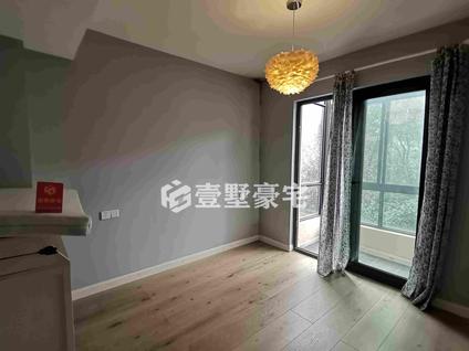 北京五矿九玺台4室2厅266.09平低楼层/共4层