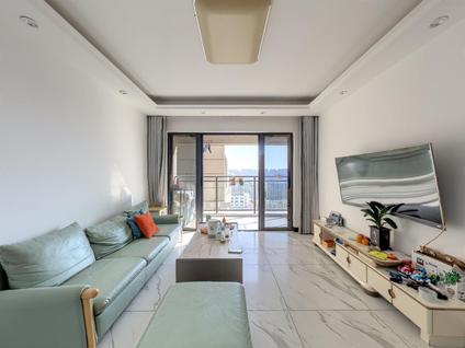 北京鸿潮宝来华府3室1厅83.6平高楼层/共18层