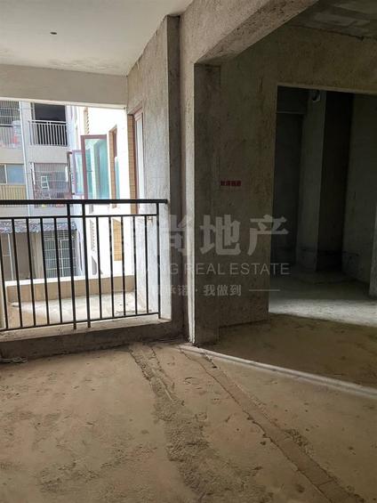 北京雅居乐二期4室2厅125平低楼层/共32层