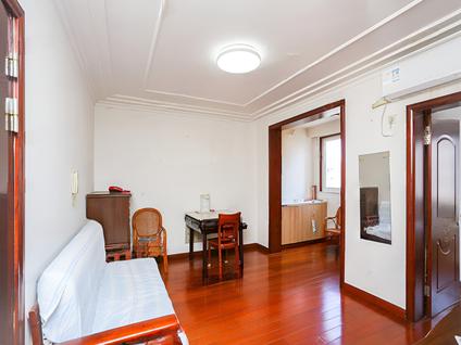 上海德锦苑1室1厅64平高楼层/共17层