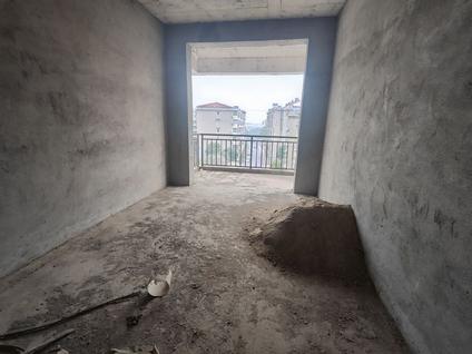 北京金叶社区3室2厅136平高楼层/共6层
