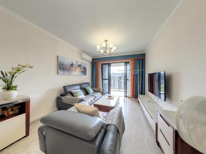 北京保利麓湖3室2厅97平中楼层/共34层