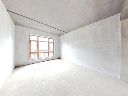 株洲万丰上院(湖韵)6室2厅325.69平低楼层/共3层