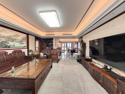 海口海阔天空国瑞城(名仕苑)5室2厅235.12平高楼层/共31层