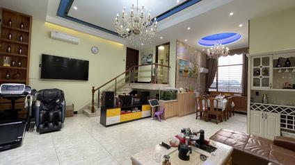 北京开平骏景湾豪庭4室2厅124平低楼层/共32层