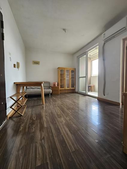 上海德铭苑1室1厅58.37平高楼层/共17层