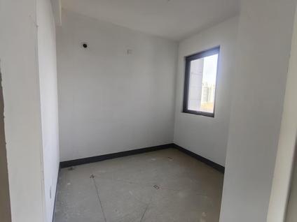 北京绿都洛阳府3室2厅117.89平低楼层/共26层