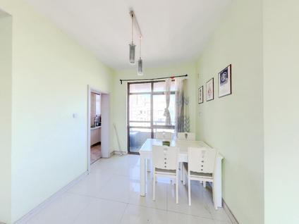 北京太湖国际社区(二街区星辉塞纳)2室2厅89.97平高楼层/共18层