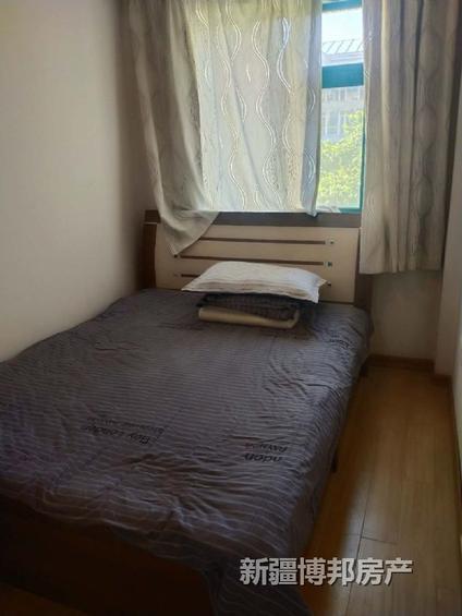 北京嘉华园(南区)3室2厅119.6平中楼层/共7层