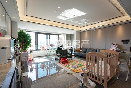 北京建发五缘映月4室2厅139.34平高楼层/共32层