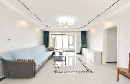 廊坊鸿坤罗纳河谷果岭墅4室2厅137.8平高楼层/共18层