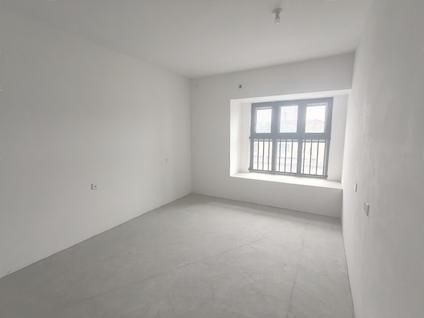 北京云樾兰庭4室2厅142.37平低楼层/共18层