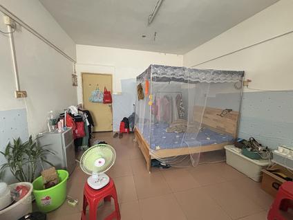 北京山水花城1室0厅30平高楼层/共8层