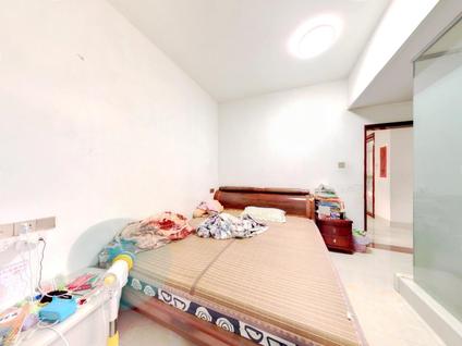 北京荣业华府3室1厅100平中楼层/共15层