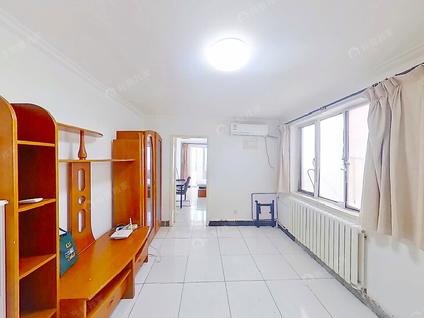 北京今典花园1室1厅58.75平低楼层/共26层