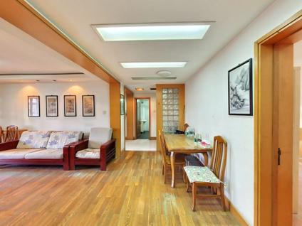 天津地华里3室2厅122.95平中楼层/共6层