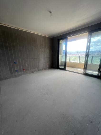 北京东方诚品4室2厅142平低楼层/共18层