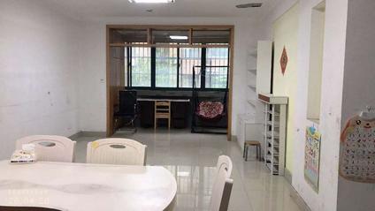 北京金玉兰花园2室1厅88平低楼层/共5层