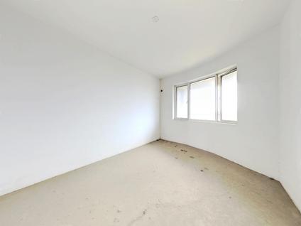 武汉银湖翡翠(三期)4室2厅169.02平高楼层/共28层