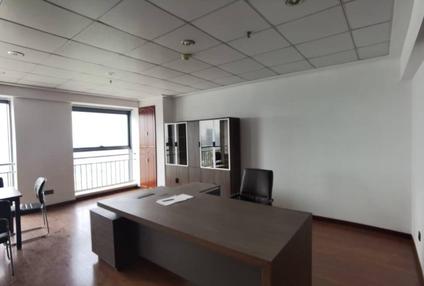 北京运河城市广场1室1厅90平中楼层/共33层