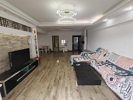 北京玉泉花园3室2厅150平中楼层/共9层