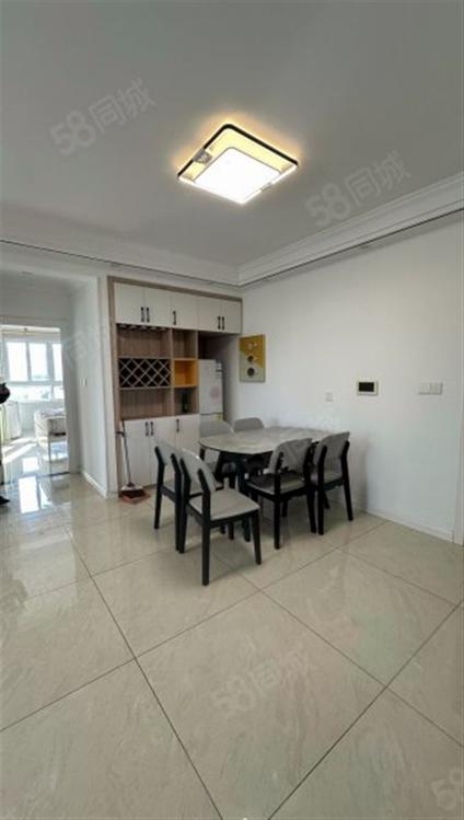 北京汇川大象城3室2厅118.4平低楼层/共27层