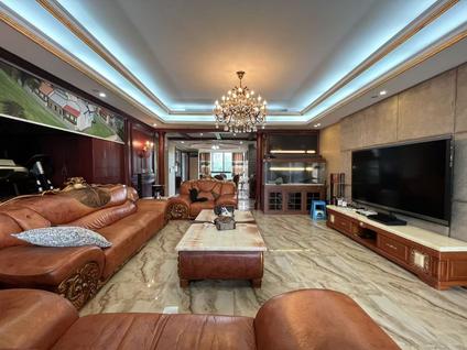 北京绿地翠谷(三期)5室0厅297.3平低楼层/共28层