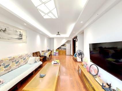 北京建发中央天成3室1厅134.44平中楼层/共25层