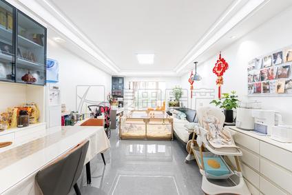 北京中信沁园2室2厅94.67平低楼层/共23层