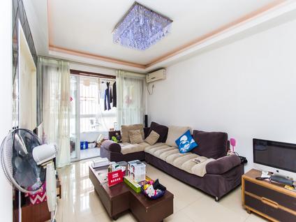 深圳振业梅苑3室2厅67.86平中楼层/共9层