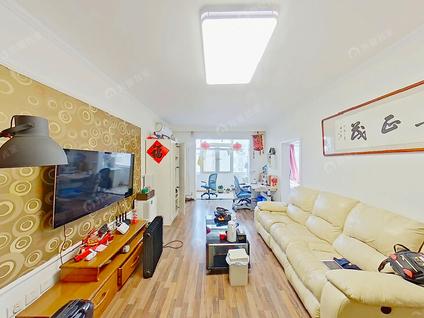北京欧陆经典2室2厅90.03平中楼层/共22层