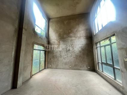 北京公园道1号6室3厅270平低楼层/共1层