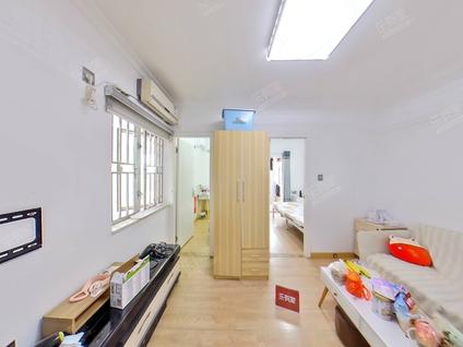 深圳大地花园2室2厅52平高楼层/共26层