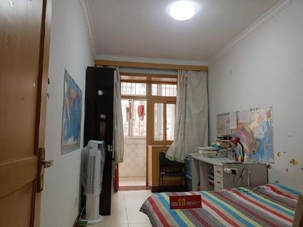 北京新开街小区2室1厅92.5平低楼层/共6层