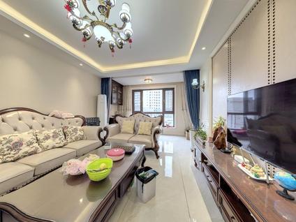 北京唐顿庄园3室2厅121.74平低楼层/共32层