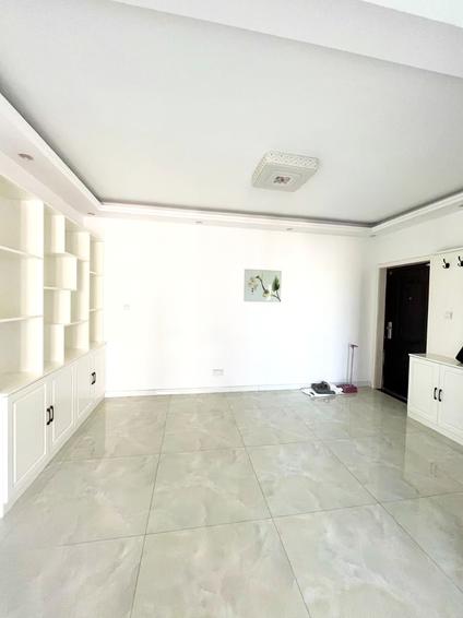 北京汇美花月苑2室2厅93平高楼层/共18层