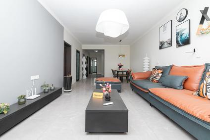 北京空港华府3室2厅136.55平低楼层/共19层