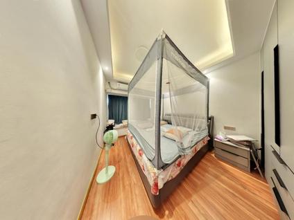 北京君临世纪4室2厅127平中楼层/共32层